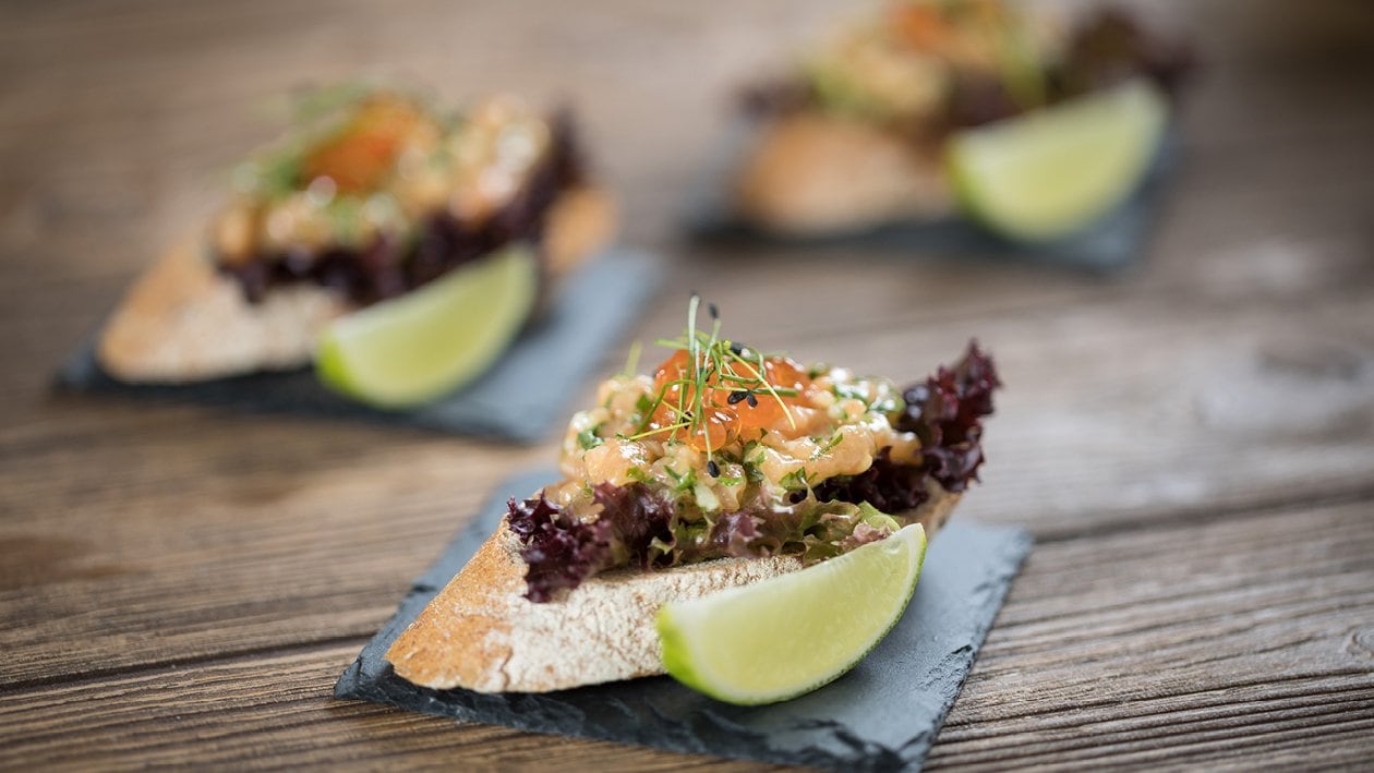 Tartar od lososa s češnjakom i kavijarom – - Recept